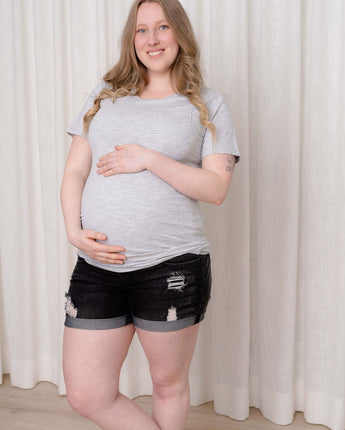 Short noir en jeans délavé avec trous - Bébé LoupRose maternité