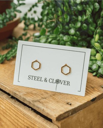 Boucle d'oreille Hexagones dorés - Bébé LoupSteel & Clover