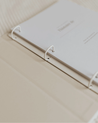 Livre bébé Floral beige - Bébé LoupLe petit tableau noir