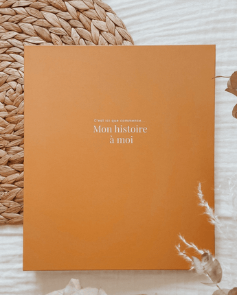 Livre bébé ocre - Bébé LoupLe petit tableau noir