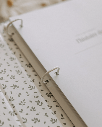 Livre bébé sauge et or - Bébé LoupLe petit tableau noir