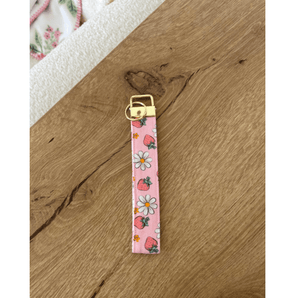 Porte - clé Fraises et marguerites - Bébé LoupALaroqueDesign