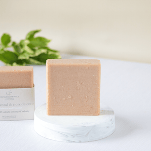 Savon Bois de santal et coco - Bébé LoupSavonnerie Poussière d'Étoile