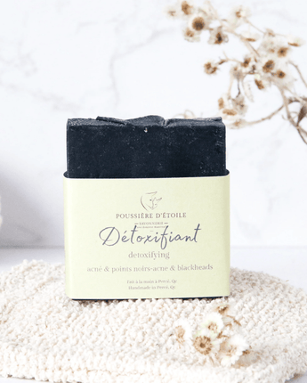 Savon détoxifiant au charbon - Bébé LoupSavonnerie Poussière d'Étoile