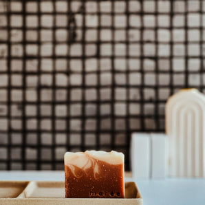 Savon pour le corps Ananas pêche coriandre - Bébé LoupMarée Chandelles